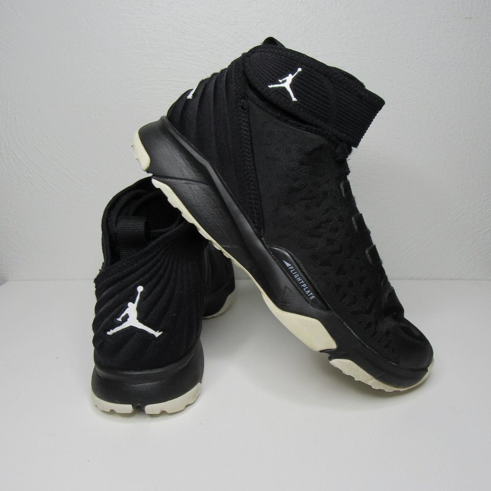 Air Jordan Dominate Pro 2 Black Basketball Sneaker Men's Size 7.5